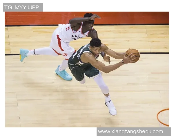 雄鹿与猛龙激战回顾精彩比赛视频全场集锦与精彩瞬间分析